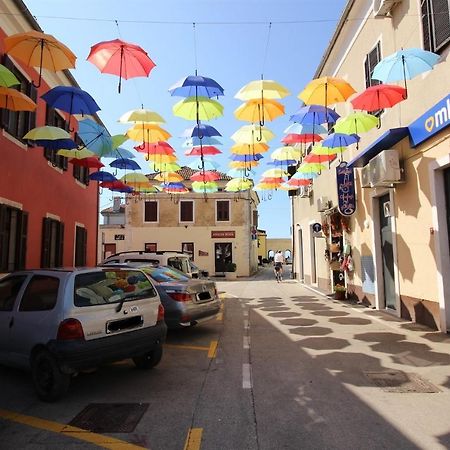 Tamaris, 600 M From The Beach Novigrad Istria Exteriör bild